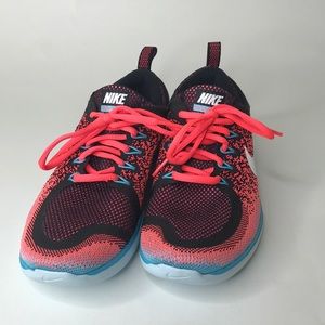 Nike Women’s Free RN Size 6